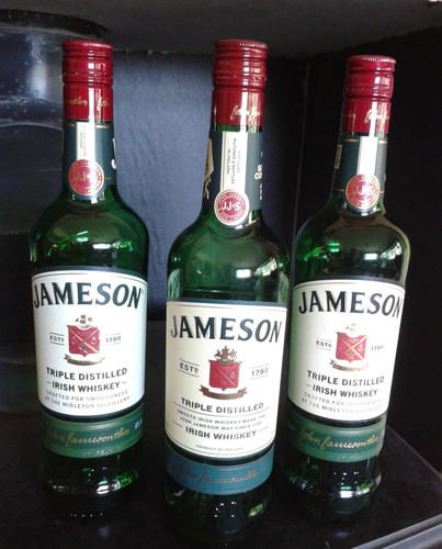 Jameson irish whiskey - irish, x