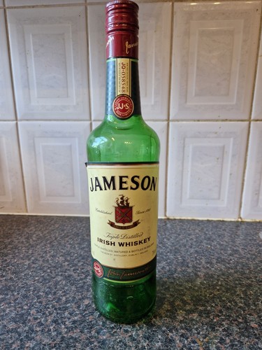 Jameson irish whiskey empty - irish,